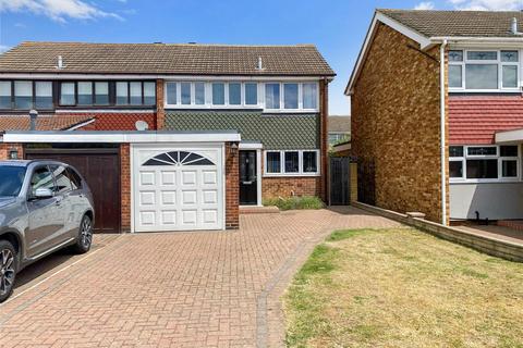 3 bedroom end of terrace house for sale, Tangmere Crescent, Hornchurch, Essex