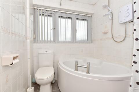 22 Tangmere Crescent, Hornchurch, RM12 5PL