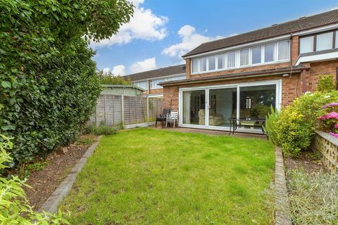 22 Tangmere Crescent, Hornchurch, RM12 5PL