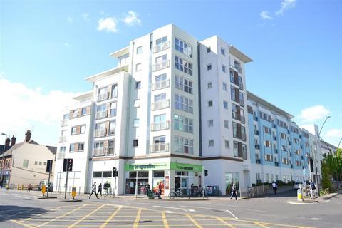 1 bedroom flat for sale, Station Approach, Epsom KT19