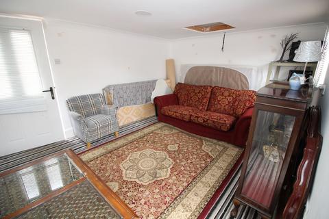 3 bedroom bungalow for sale, Hillman Avenue, Jaywick, Clacton-on-Sea