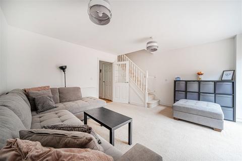 78 Foxdown, Overton, Basingstoke, RG25 3JQ