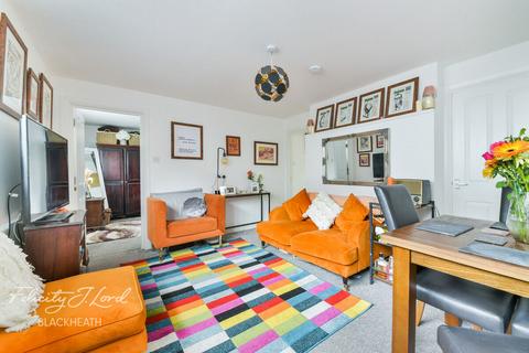 2 bedroom maisonette for sale, Granby Road, London