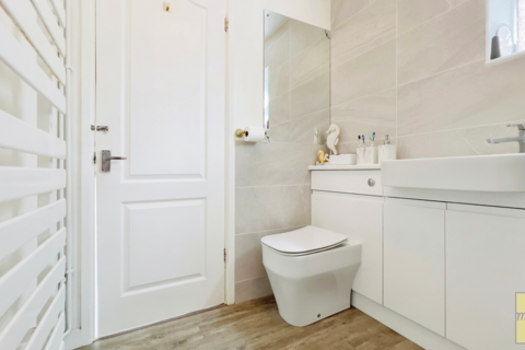 15 Chiltern Close, Bristol, BS14 9RH