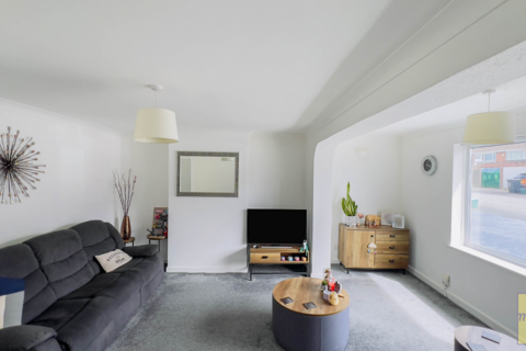 15 Chiltern Close, Bristol, BS14 9RH