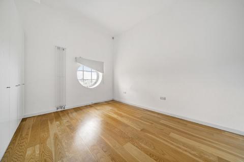 2 bedroom flat for sale, Mumfords Mill, Greenwich High Road, Greenwich