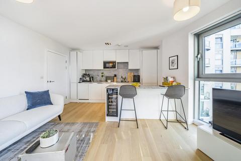 2 bedroom flat for sale, Bridges Court Road, Battersea