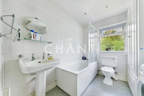 4 bedroom apartment to rent, Lillie Road, London, SW6