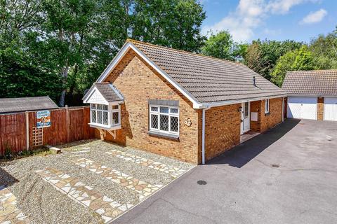 2 bedroom detached bungalow for sale, Lodge Close, Bognor Regis, West Sussex