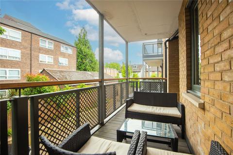 3 bedroom apartment for sale, Spring Grove, London, W4