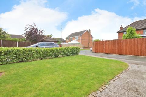 4 bedroom detached house for sale, Kennington Park, Widnes, WA8