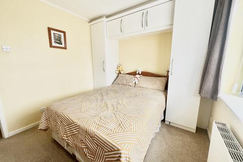 3 bedroom bungalow for sale, West Moors Ferndown, Dorset BH22 0JQ