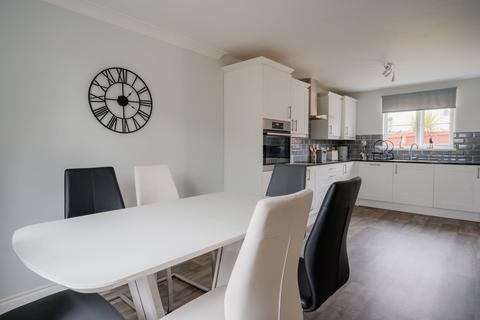 6 Dulings Meadow, Copplestone, Crediton, EX17 5PE