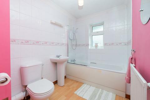 2 Gordon Close, Bristol, BS5 7DJ