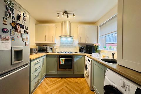 2 bedroom terraced house for sale, Ross Drive, Airdrie