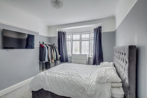 2 bedroom apartment for sale, Elm Road, Leigh-on-sea, SS9