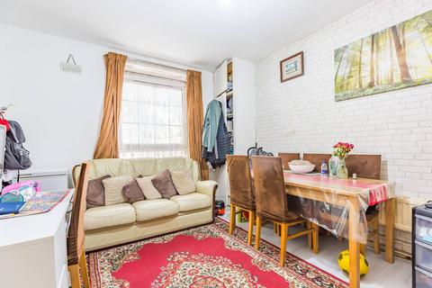 2 bedroom flat for sale, Bow Road, London E3