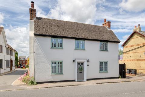 4 bedroom detached house for sale, High Street, Henlow SG16