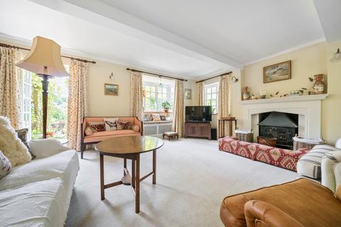 Robins Bunch Lane, Haslemere, GU27 1AJ
