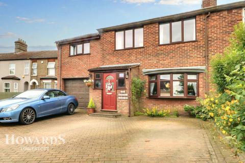 5 bedroom semi-detached house for sale, Kirkley Park Road, Lowestoft