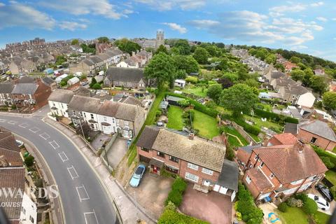 5 bedroom semi-detached house for sale, Kirkley Park Road, Lowestoft