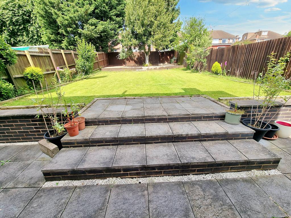 Large Rear Garden