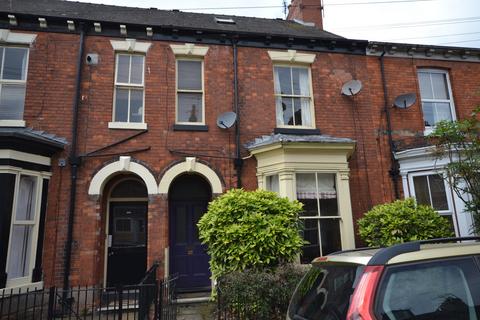 3 bedroom terraced house for sale, Hutt Street, Hull HU3