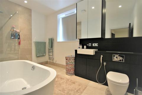 5 bedroom house to rent, Ashchurch Grove, Hammersmith, W12