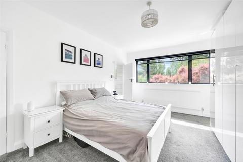 97 Riefield Road, London, SE9 2RB