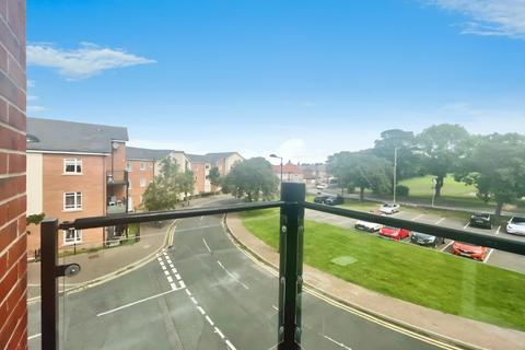 2 bedroom apartment to rent, Redwood Avenue, South Shields