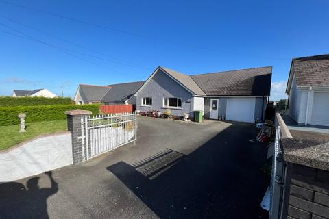 2 bedroom bungalow for sale, Pentre'r Bryn, Near New Quay , SA44