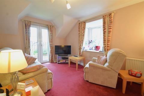 2 bedroom apartment for sale, Laurieston Court, Cheadle