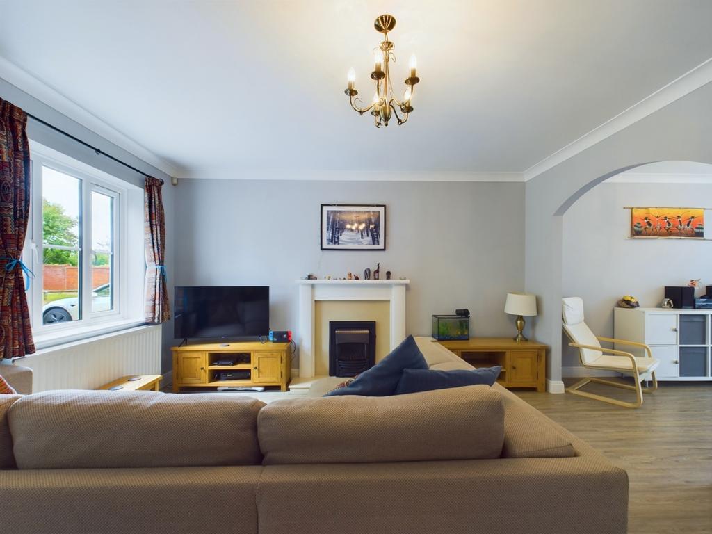 Living Area 2