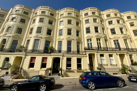 1 bedroom flat to rent, Brunswick Square, Hove, BN3