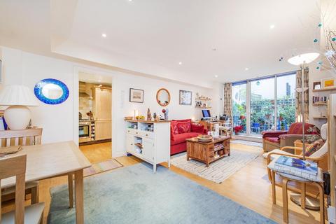 1 bedroom flat for sale, Bartholomew Close, Clerkenwell