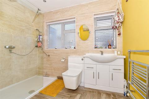 5 Beaconsfield Gardens, St Peters, Broadstairs, CT10 2AR