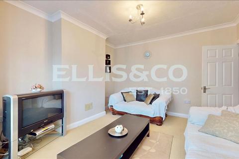 2 Tiverton Road, Wembley, HA0 1HS