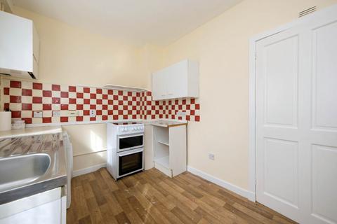 37 Fraser Crescent, Edinburgh, EH5 2AJ
