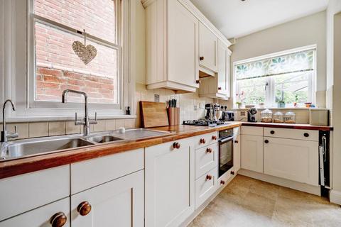 4 bedroom semi-detached house for sale, Reading / Earley,  Berkshire,  RG6