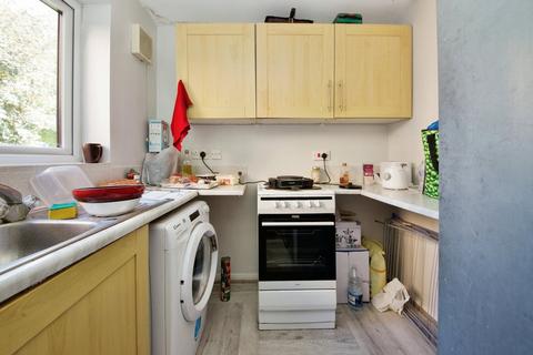 Studio for sale, Linnet Way, Purfleet-on-Thames RM19