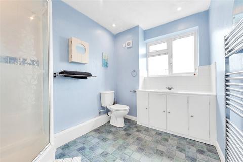 22 Belmont Road, Erith, DA8 1LB