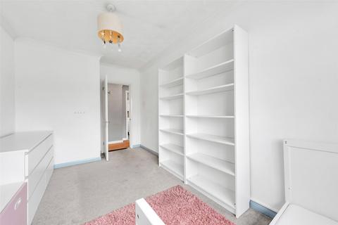 22 Belmont Road, Erith, DA8 1LB