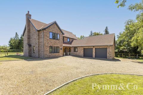 5 bedroom detached house for sale, Reymerston Road, Norwich NR9