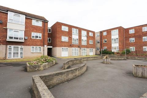 1 bedroom flat for sale, Ibscott Close, Dagenham, RM10