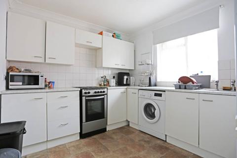 1 bedroom flat for sale, Ibscott Close, Dagenham, RM10