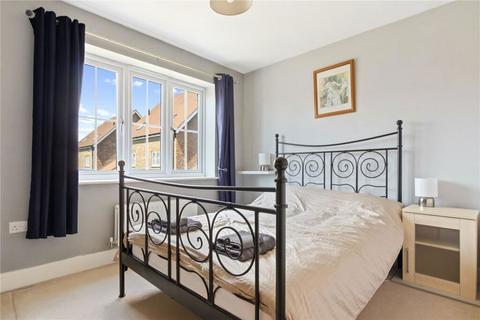 4 bedroom semi-detached house for sale, Mackintosh Drive, Bognor Regis, West Sussex, PO21 5DW