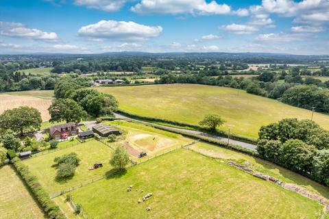 3 bedroom detached house for sale, Wisborough Green, West Sussex, RH14