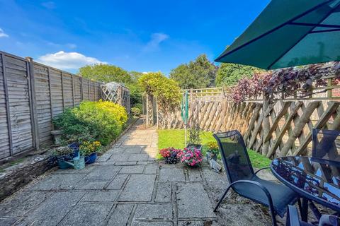 2 bedroom semi-detached house for sale, Manchester Road, Ninfield, TN33