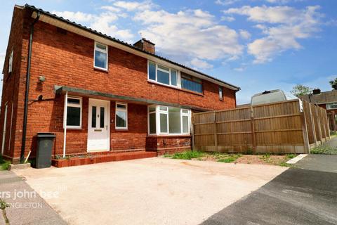 3 bedroom semi-detached house for sale, Lynmouth Close, Stoke-on-trent
