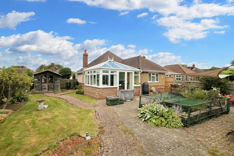 2 bedroom detached bungalow for sale, Damian Way, Hassocks, BN6